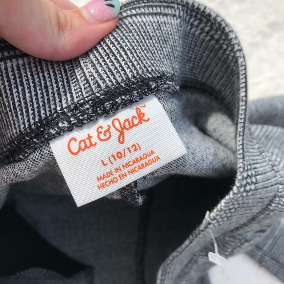 Girls large plaid gray leggings Cat & Jack - Picture 4 of 5